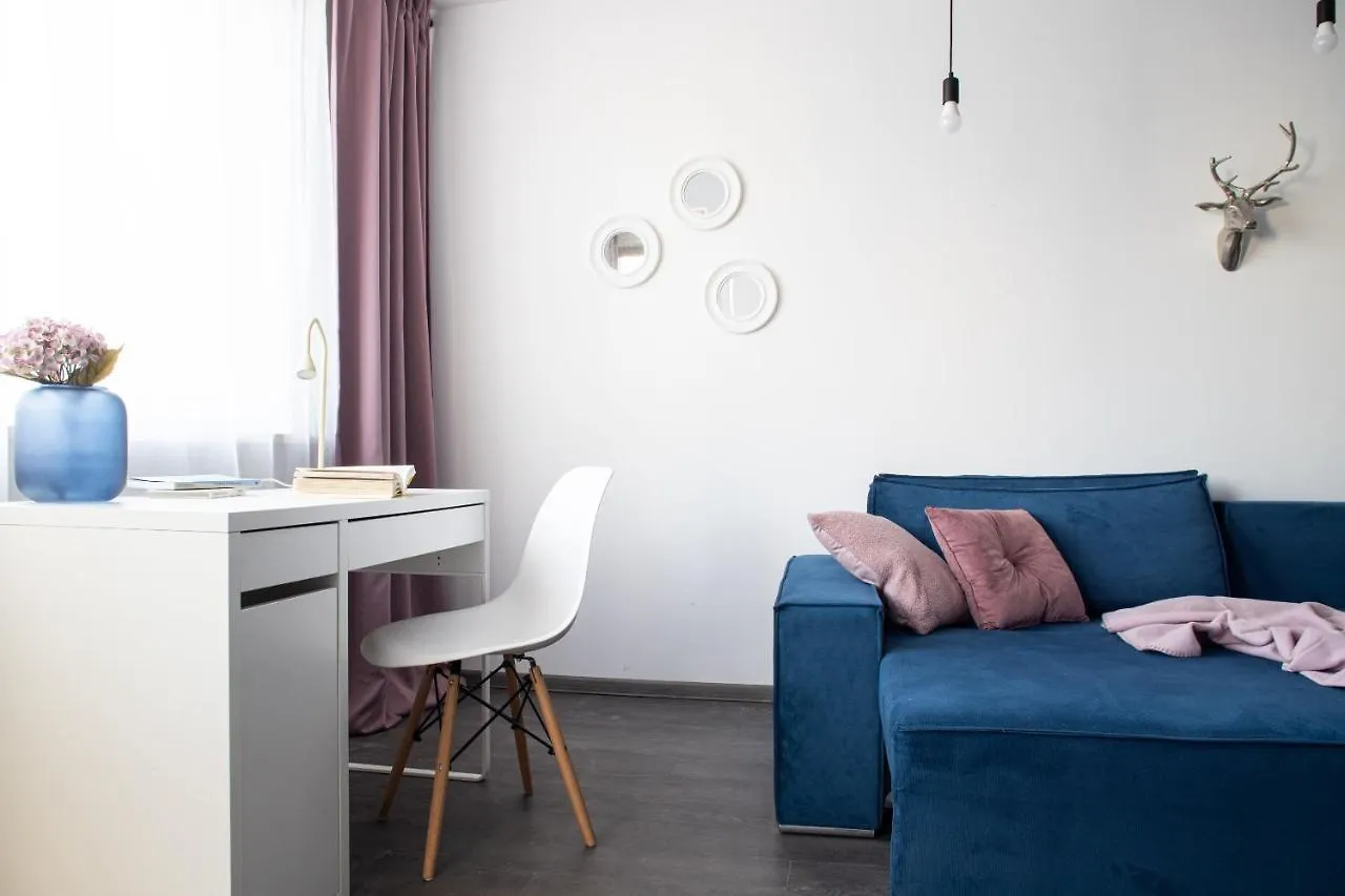 Wlochy Ratusz Lovely Apartment Warschau