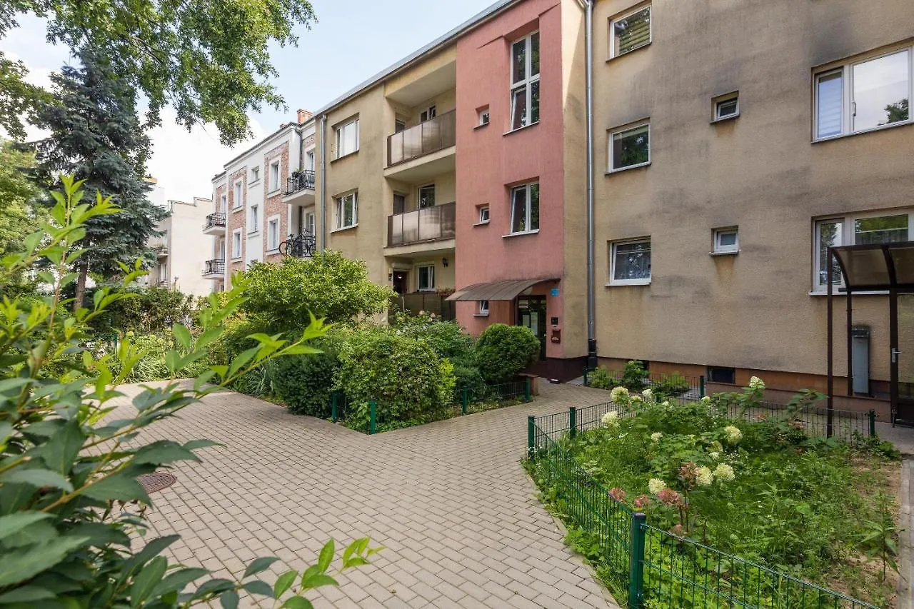 Wlochy Ratusz Lovely Apartment Warschau